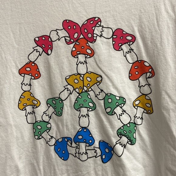 Lauren Moshi Mushroom Peace Sign Short Sleeve Tee White Size Large NWT - Picture 2 of 5
